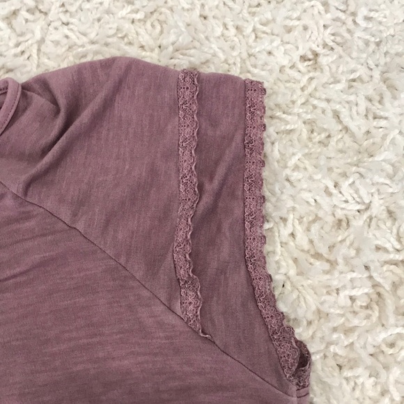 NWOT American Eagle crop top - Picture 2 of 2